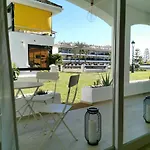 Bright 2 Bedroom Apt Golden Mile Next To Beach Rdr225