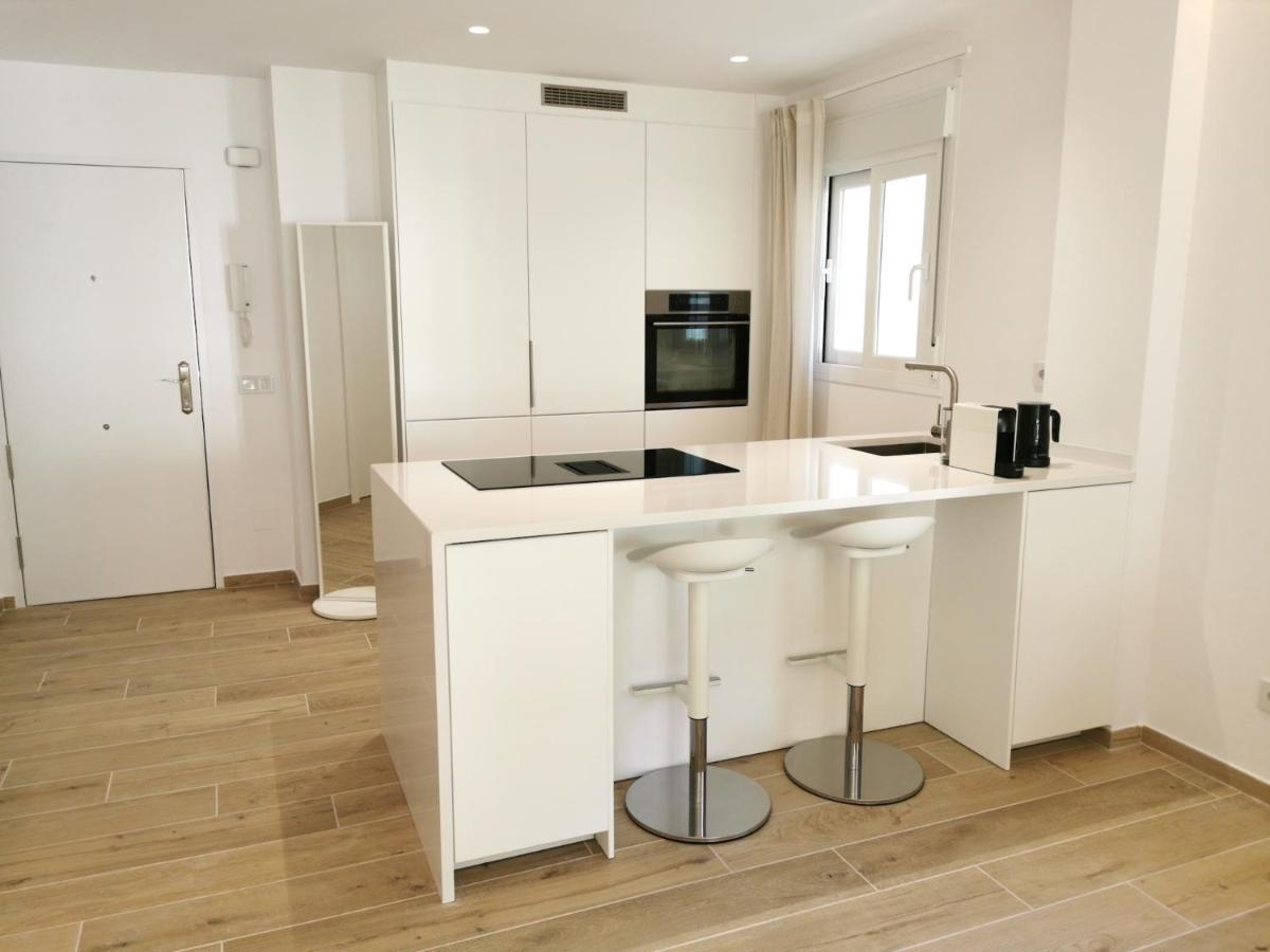 Apartment Bright 2 Bedroom Golden Mile Next To Rdr225 Marbella