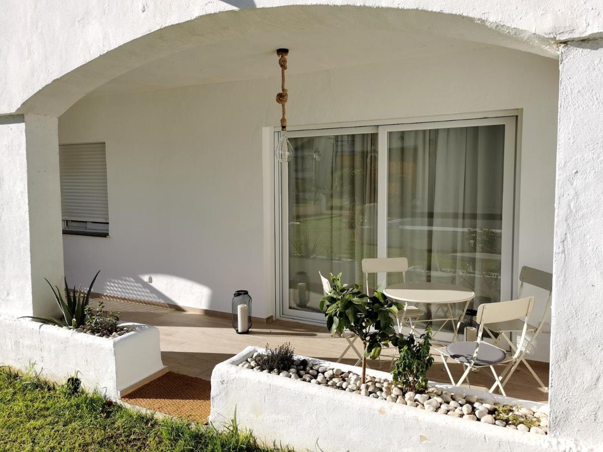 Bright 2 Bedroom Golden Mile Next To Rdr225 Apartment *